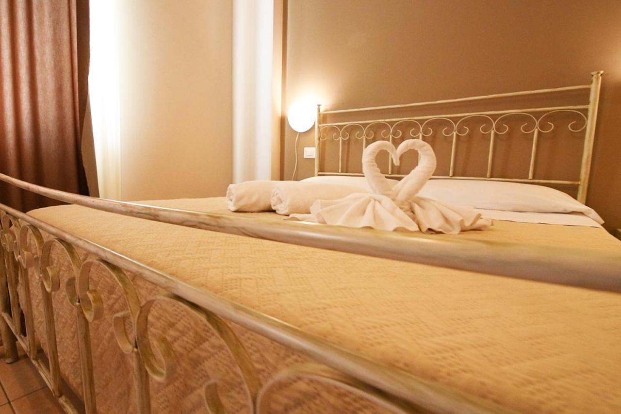 Vale-Mare-Tropea Hotel ภายนอก รูปภาพ