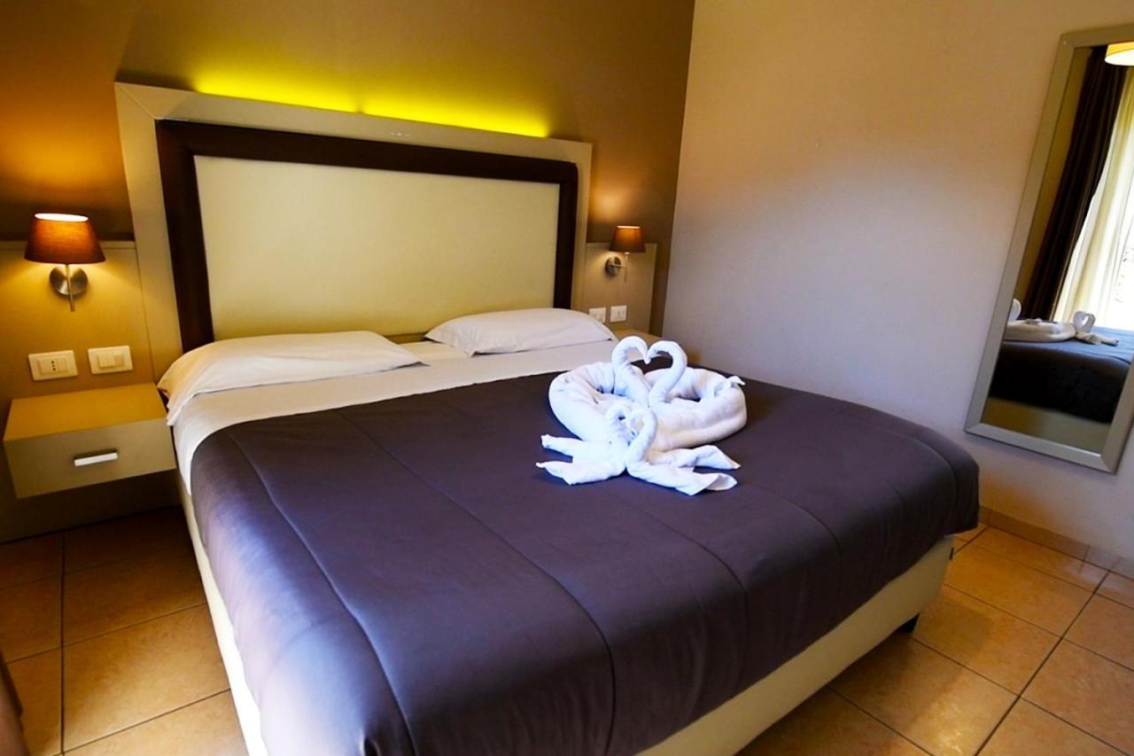Vale-Mare-Tropea Hotel ภายนอก รูปภาพ