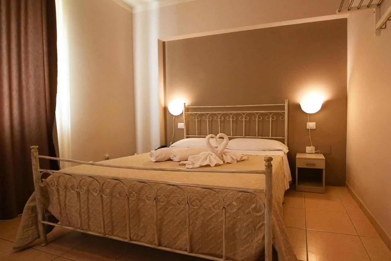 Vale-Mare-Tropea Hotel ภายนอก รูปภาพ